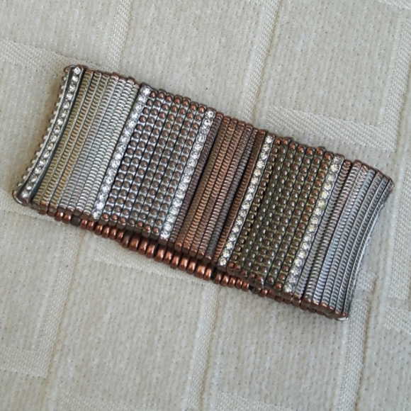 Wide stretch coppery / mixed metals bar bead bracelet with rhinestones - Picture 4 of 8
